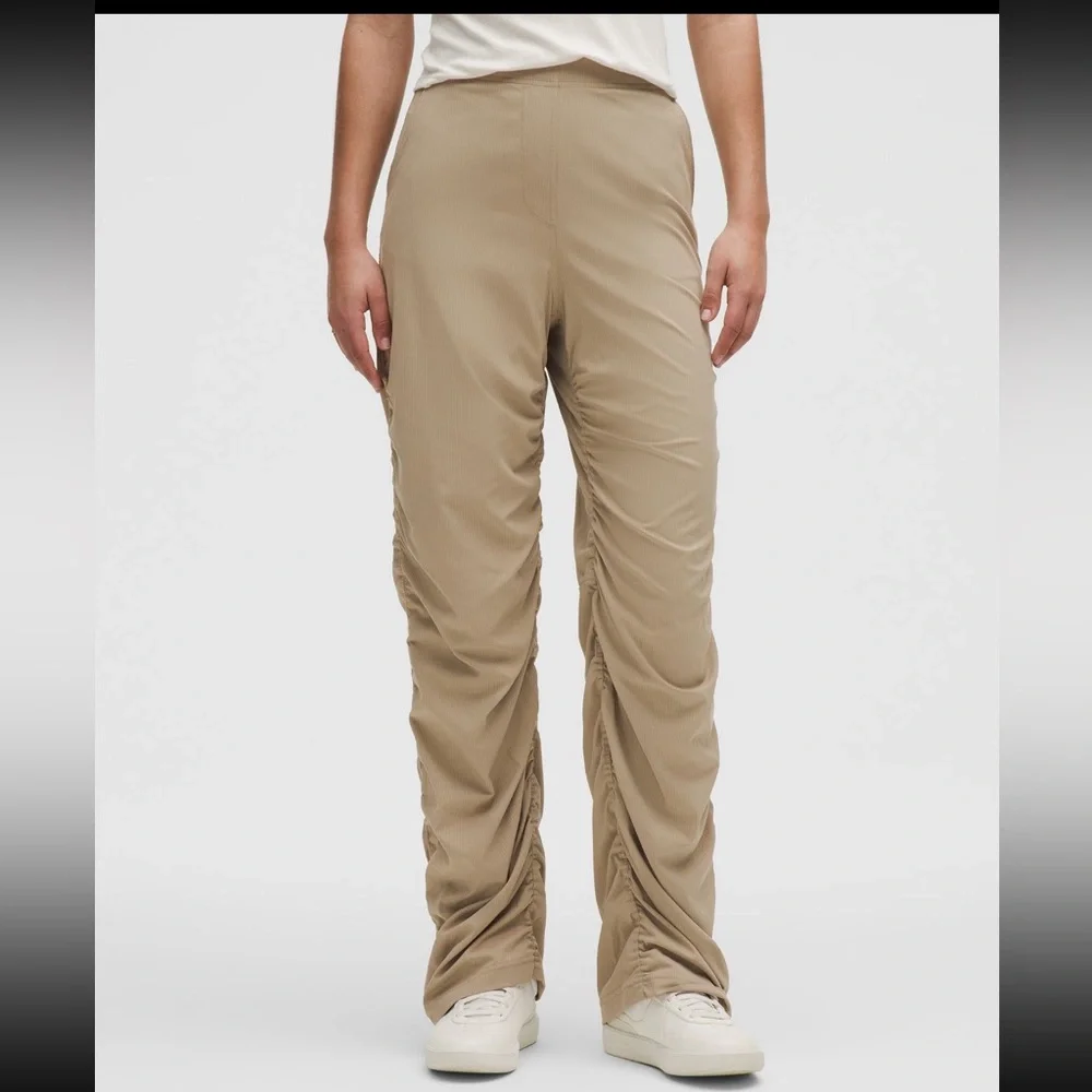 NWT Lululemon Dance Studio Slim-Fit High-Rise Flared Pant Sheer Oak - Picture 2 of 6